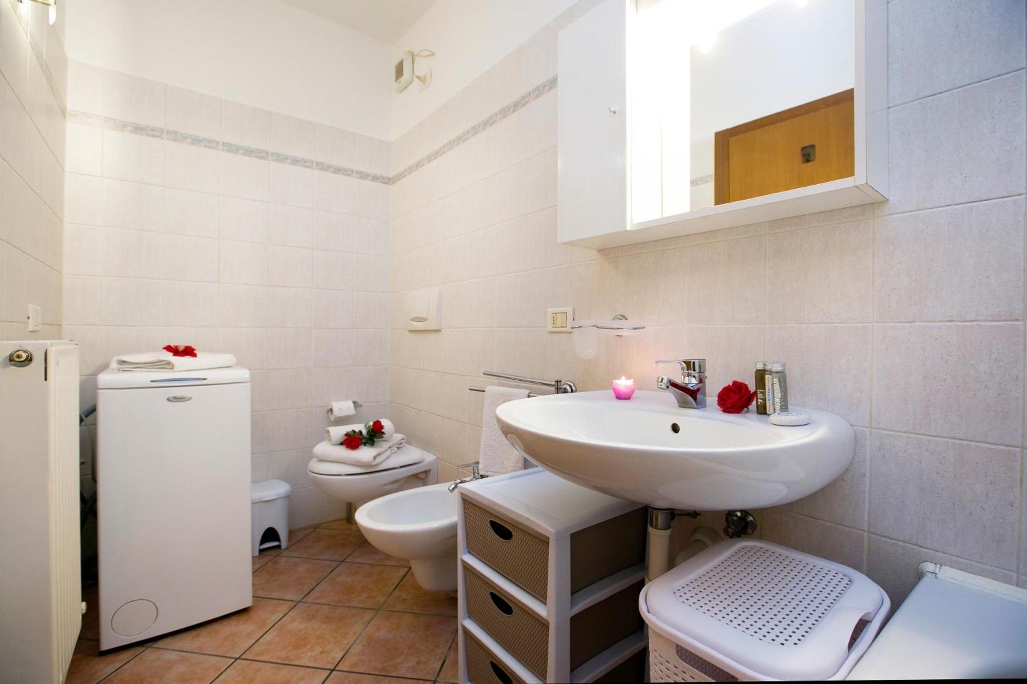 Appartamento Centro Storico Riva 2 - Happy Rentals Dış mekan fotoğraf